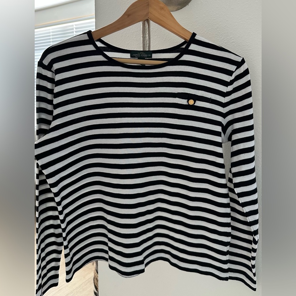 Ralph Lauren Black and White Striped Jersey Top French girl look France Paris